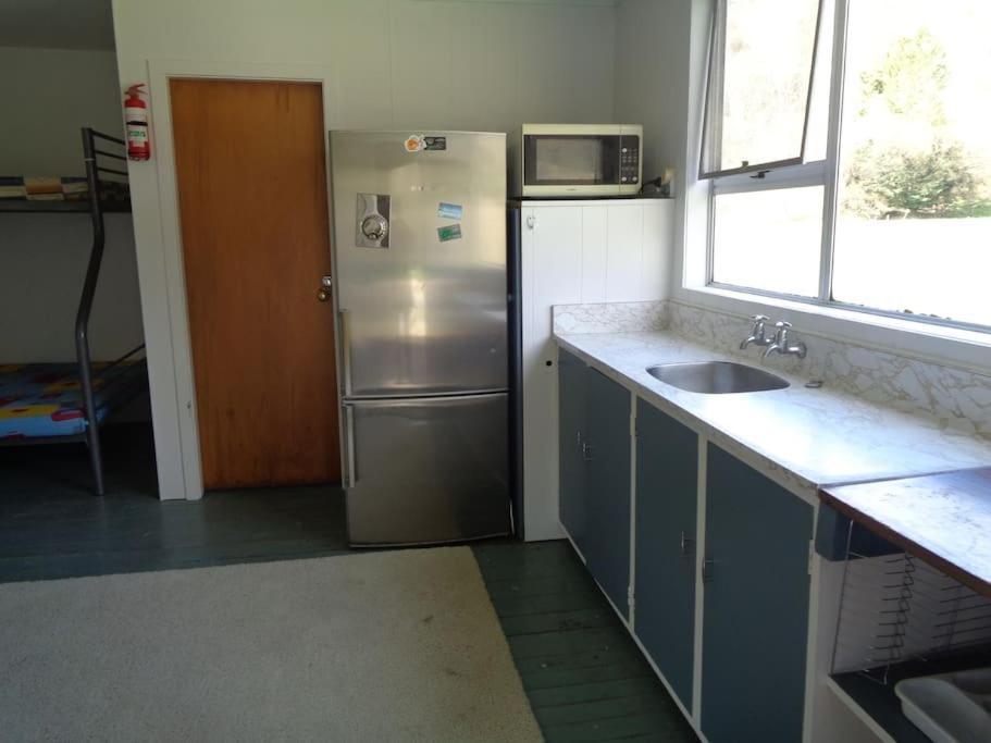 Rustic Woolshed Appartement Owen River Buitenkant foto